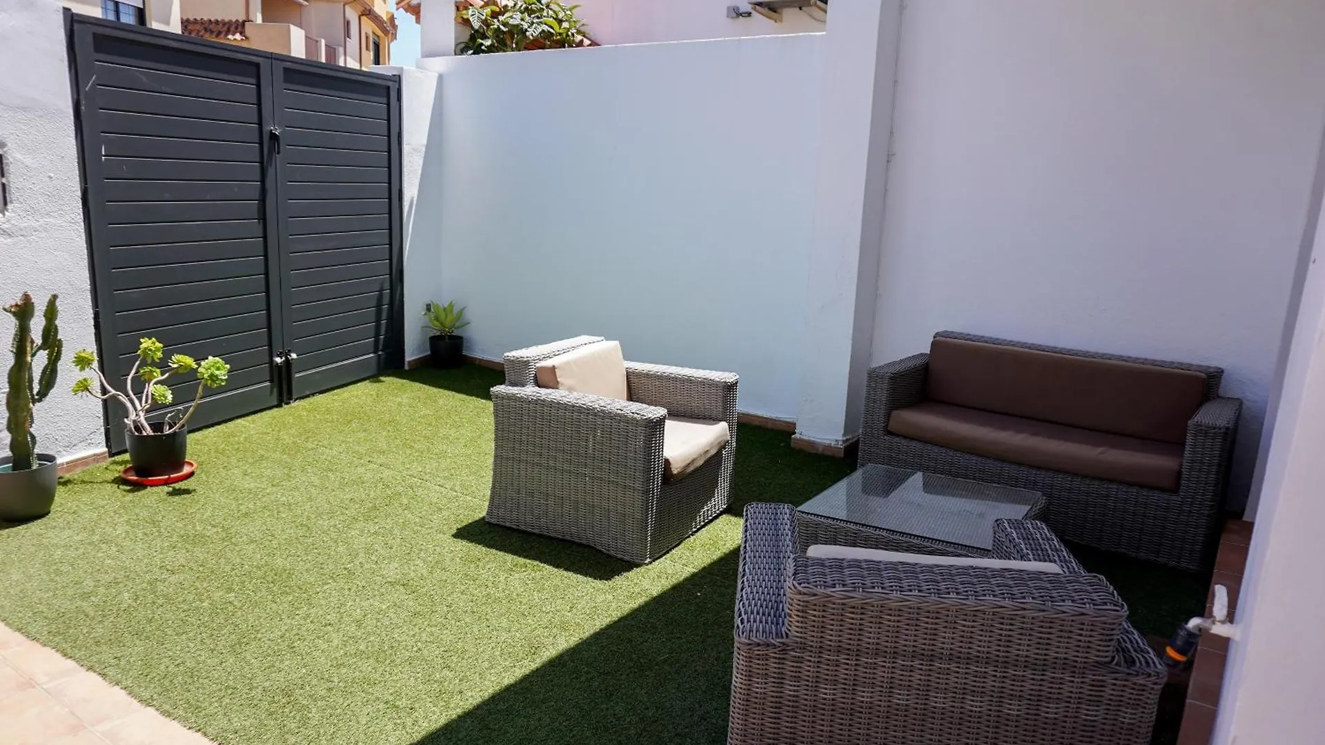 Tarifa Family House 5 Min Walk To The Beach And Old Town 0*,  España