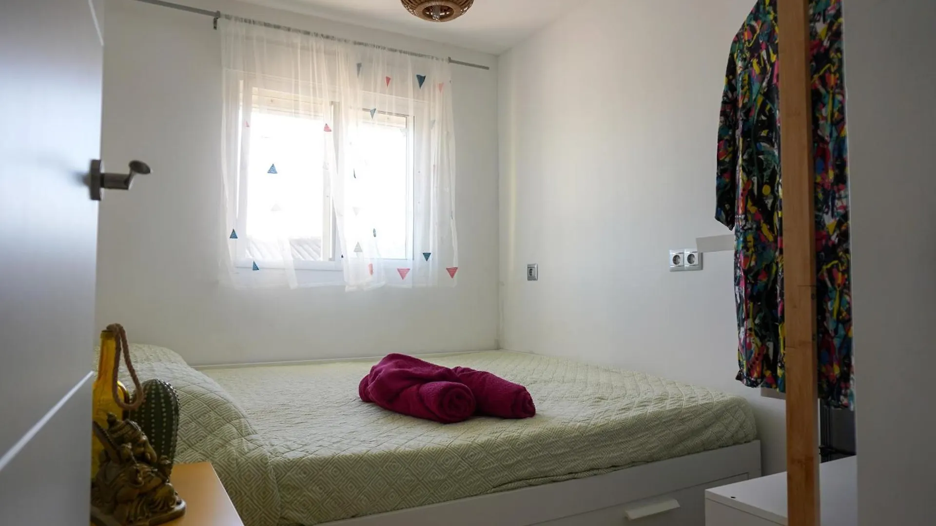 Tarifa Family House 5 Min Walk To The Beach And Old Town