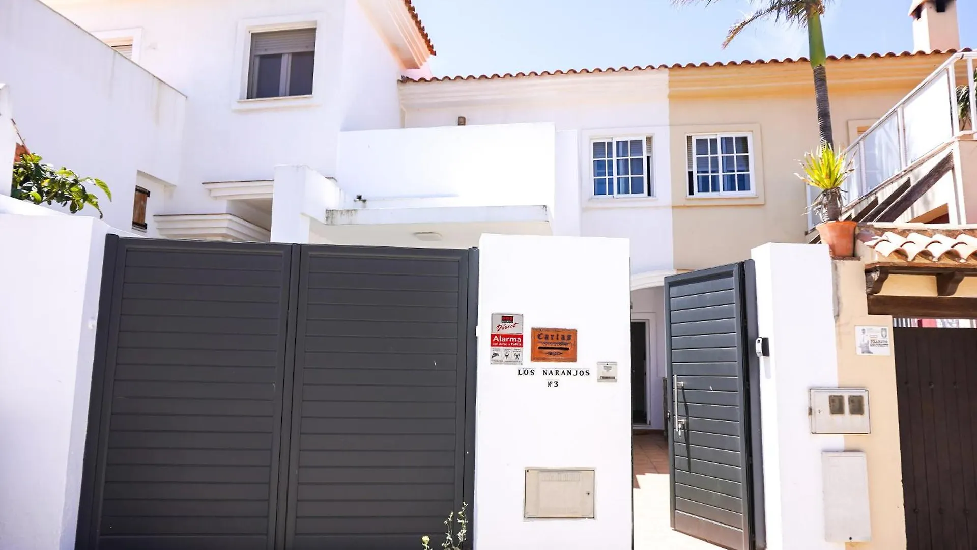 Chalet Tarifa Family House 5 Min Walk To The Beach And Old Town España