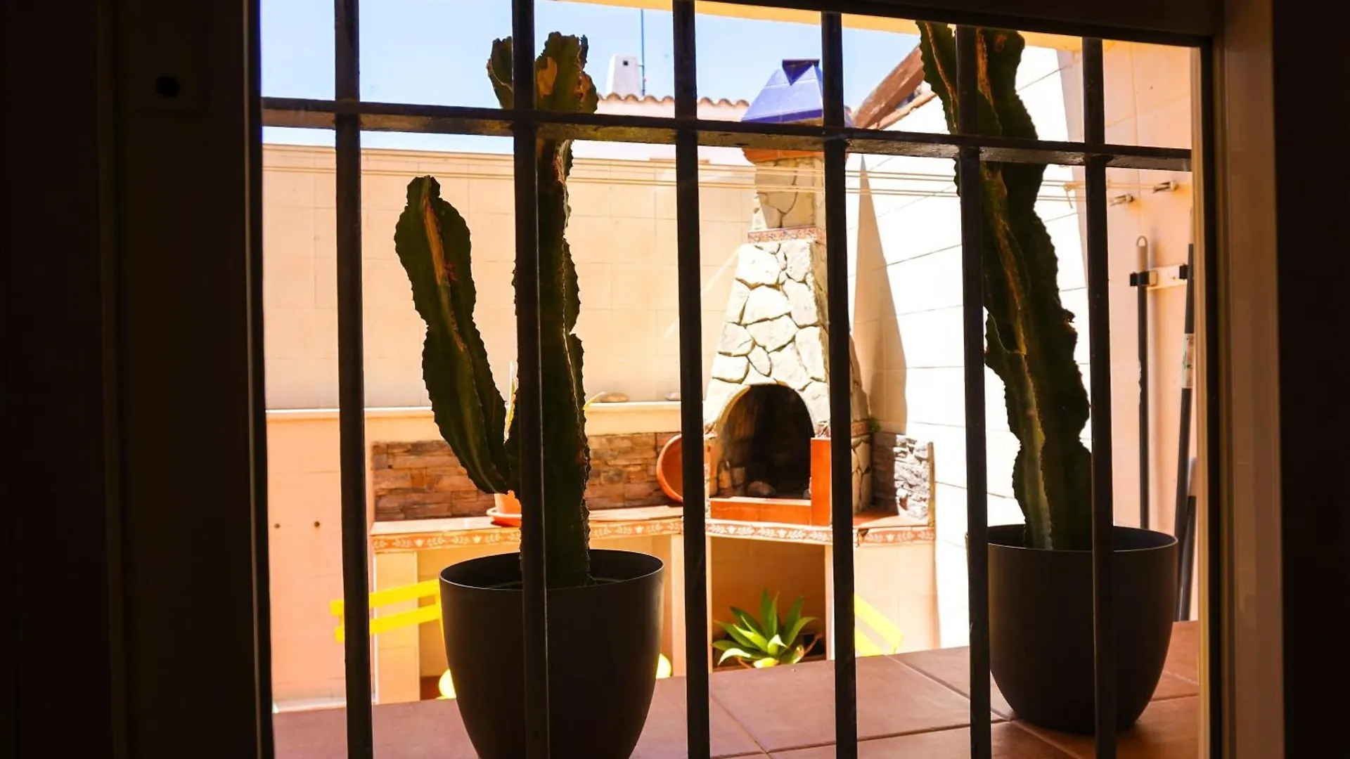 Tarifa Family House 5 Min Walk To The Beach And Old Town 0*,